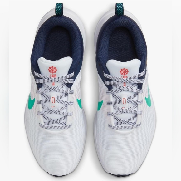 NIKE Women's Downshifter 12, Size 9 - Picture 3 of 10